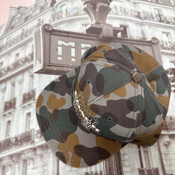 Coach C0975 Cotton printed camouflage flat-brimmed cap, dark green camouflage